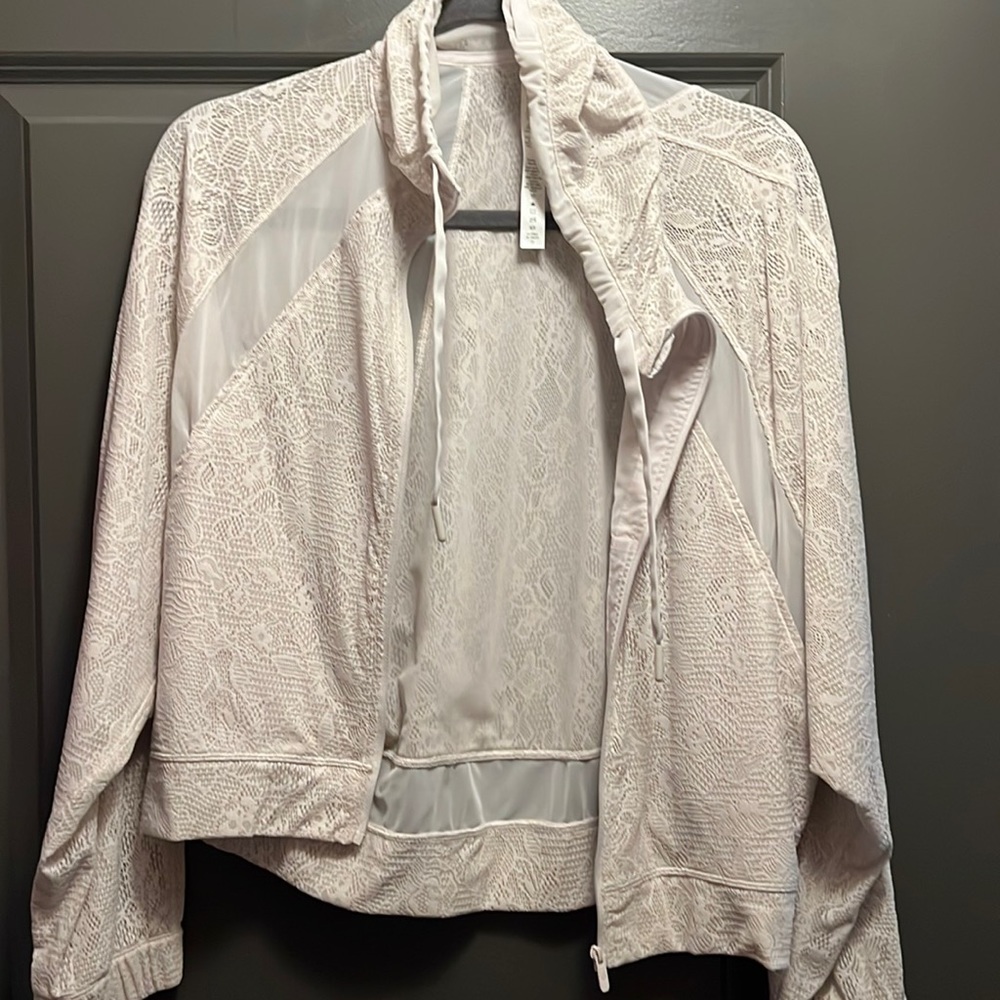 Lululemon Mesh Jacket - Picture 1 of 3